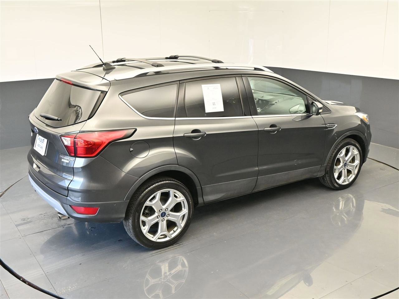 Used 2019 Ford Escape Titanium FWD image 25