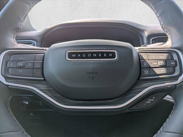 Used 2023 Jeep Wagoneer Series III w/ Preferred Equipment Group image 15