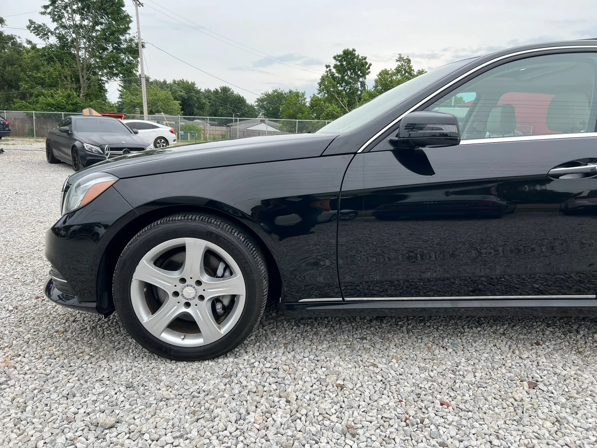 Used 2014 Mercedes-Benz E 350 4MATIC Sedan image 4