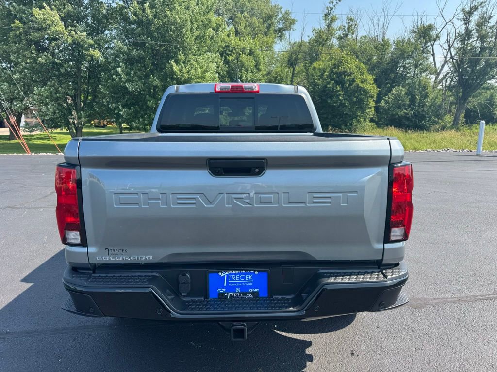 Used 2025 Chevrolet Colorado Trail Boss AWD/4WD image 9