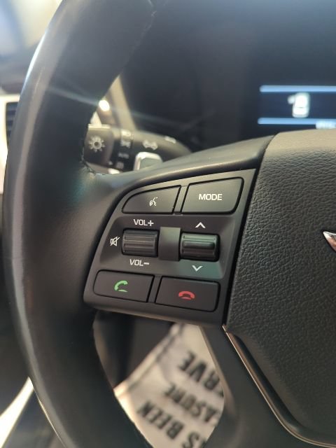 Used 2019 Genesis G80 3.8 AWD/4WD image 13