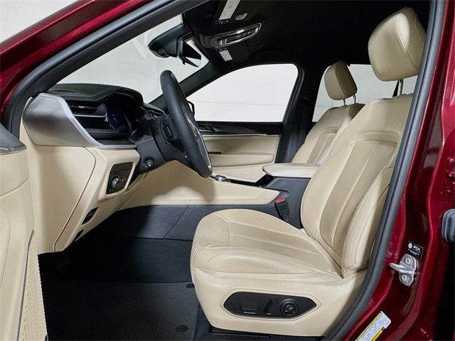 Used 2023 Jeep Grand Cherokee Limited w/ Luxury Tech Group II image 20