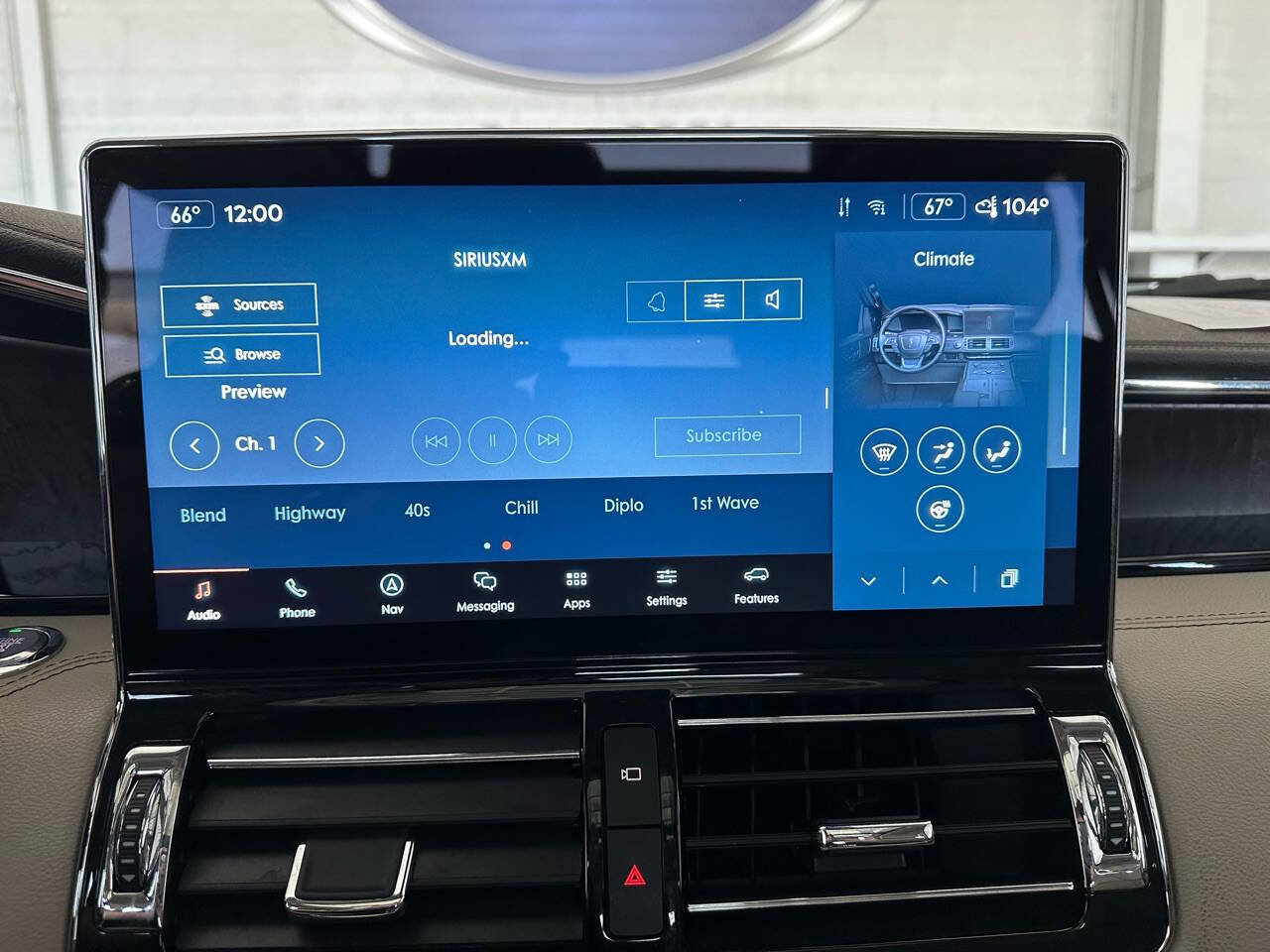 Used 2022 Lincoln Navigator 2WD image 27