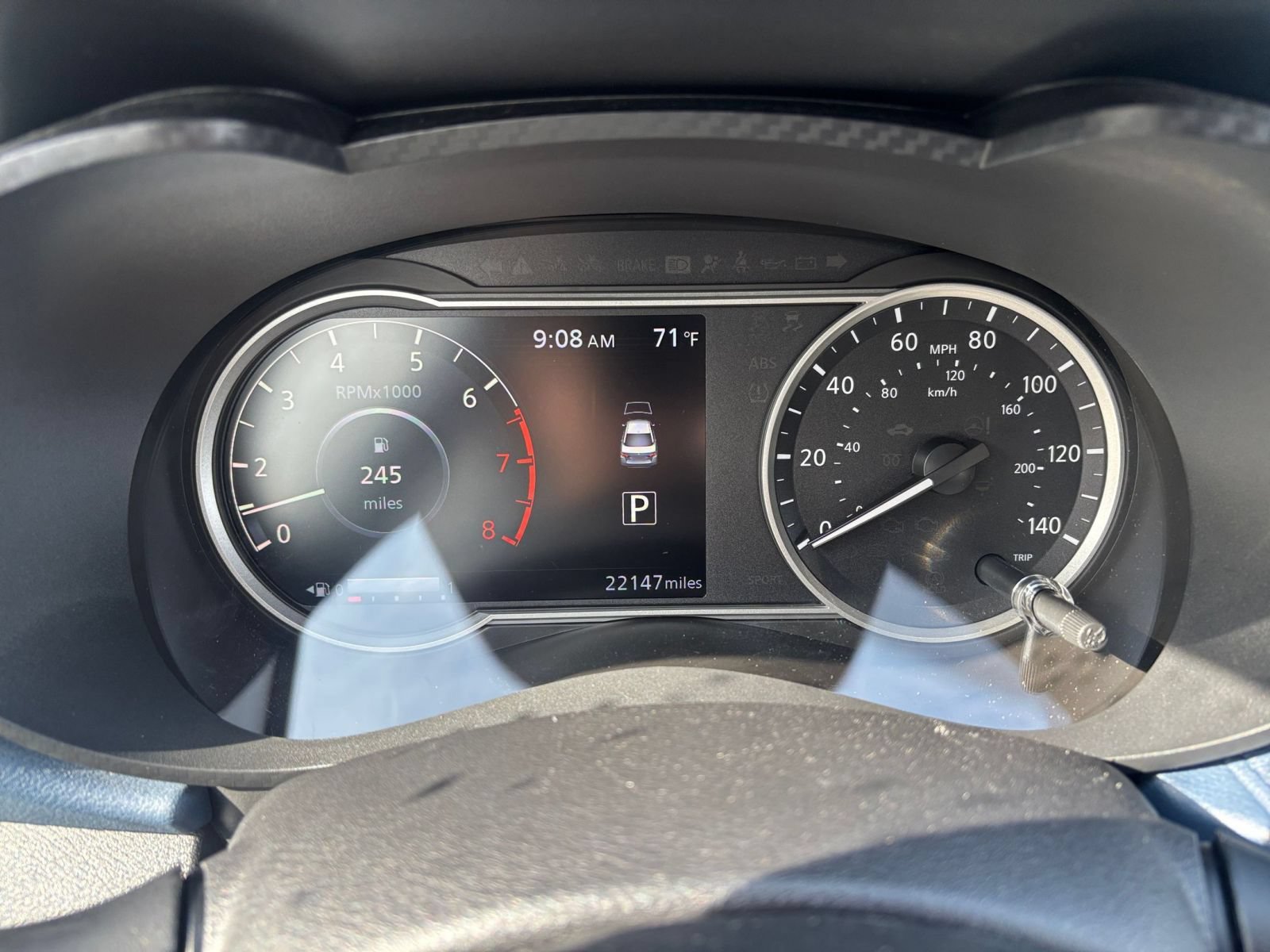 Used 2025 Nissan Versa SV FWD image 38
