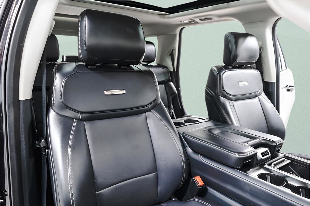 Used 2025 Ford Expedition Platinum AWD/4WD image 37