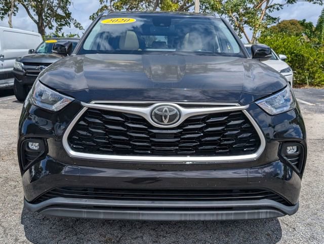 Used 2020 Toyota Highlander XLE image 2