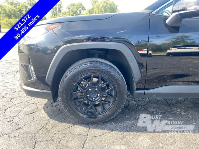 Used 2021 Toyota RAV4 XLE image 14