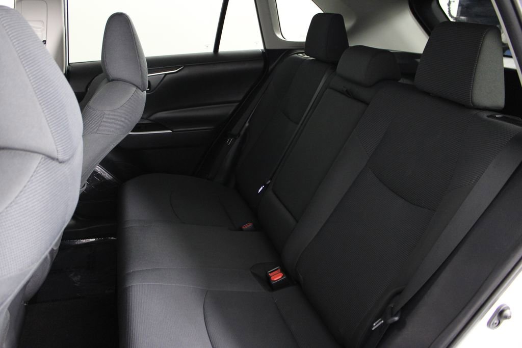 Used 2020 Toyota RAV4 LE image 19