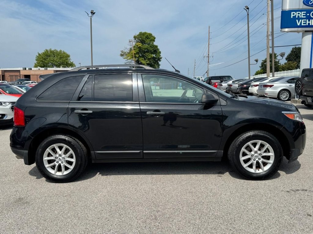 Used 2013 Ford Edge SE FWD image 2