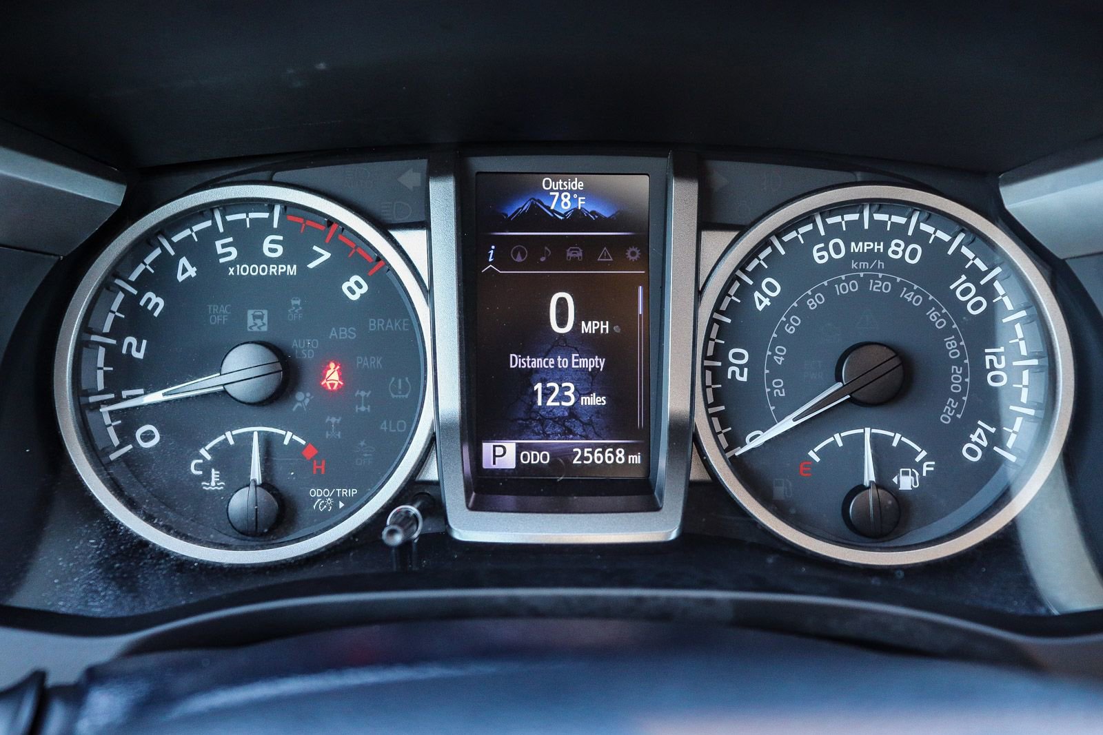 Used 2022 Toyota Tacoma Limited w/ Nightshade Package AWD/4WD image 29