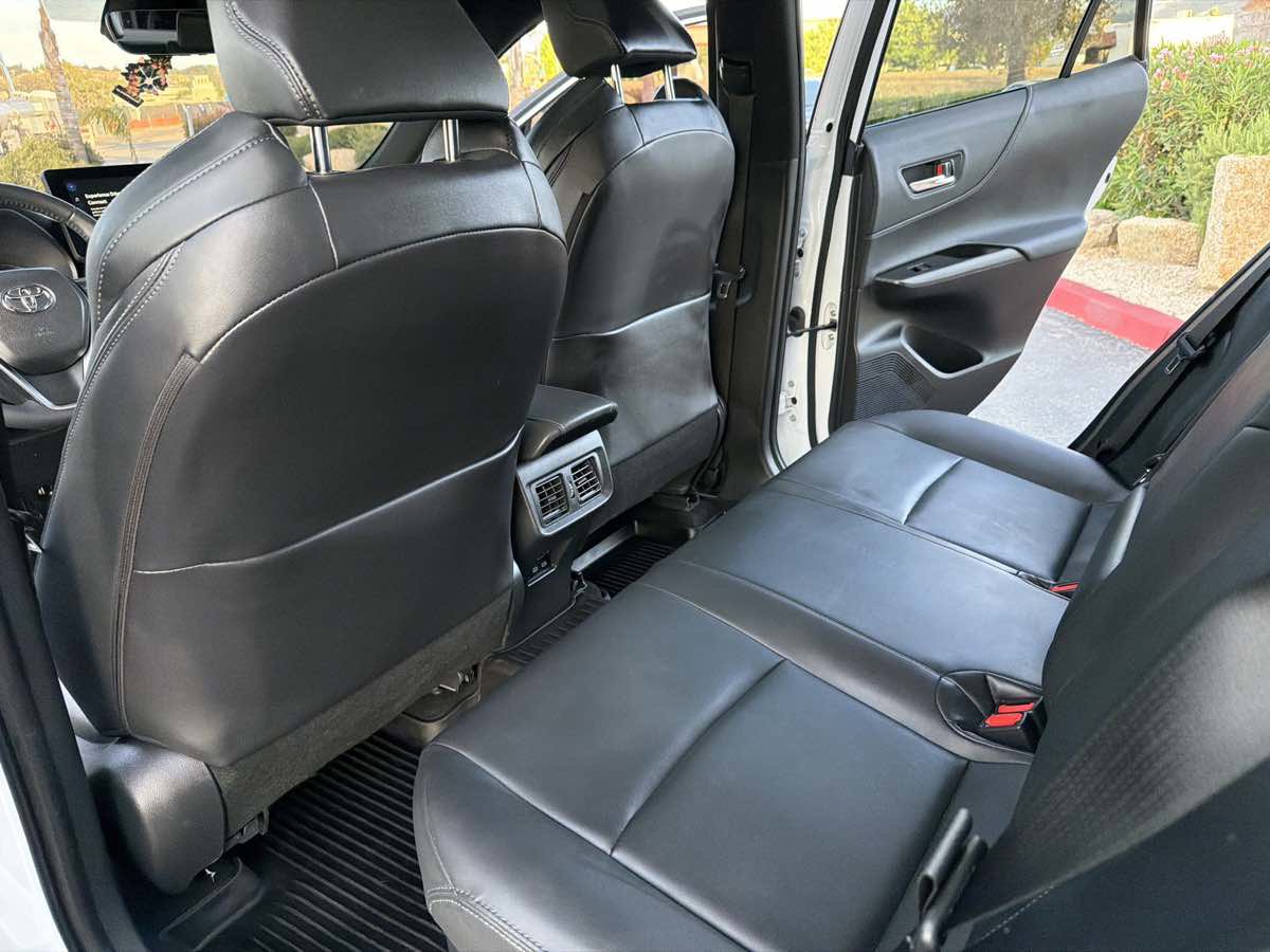 Used 2024 Toyota Venza Nightshade AWD/4WD image 25