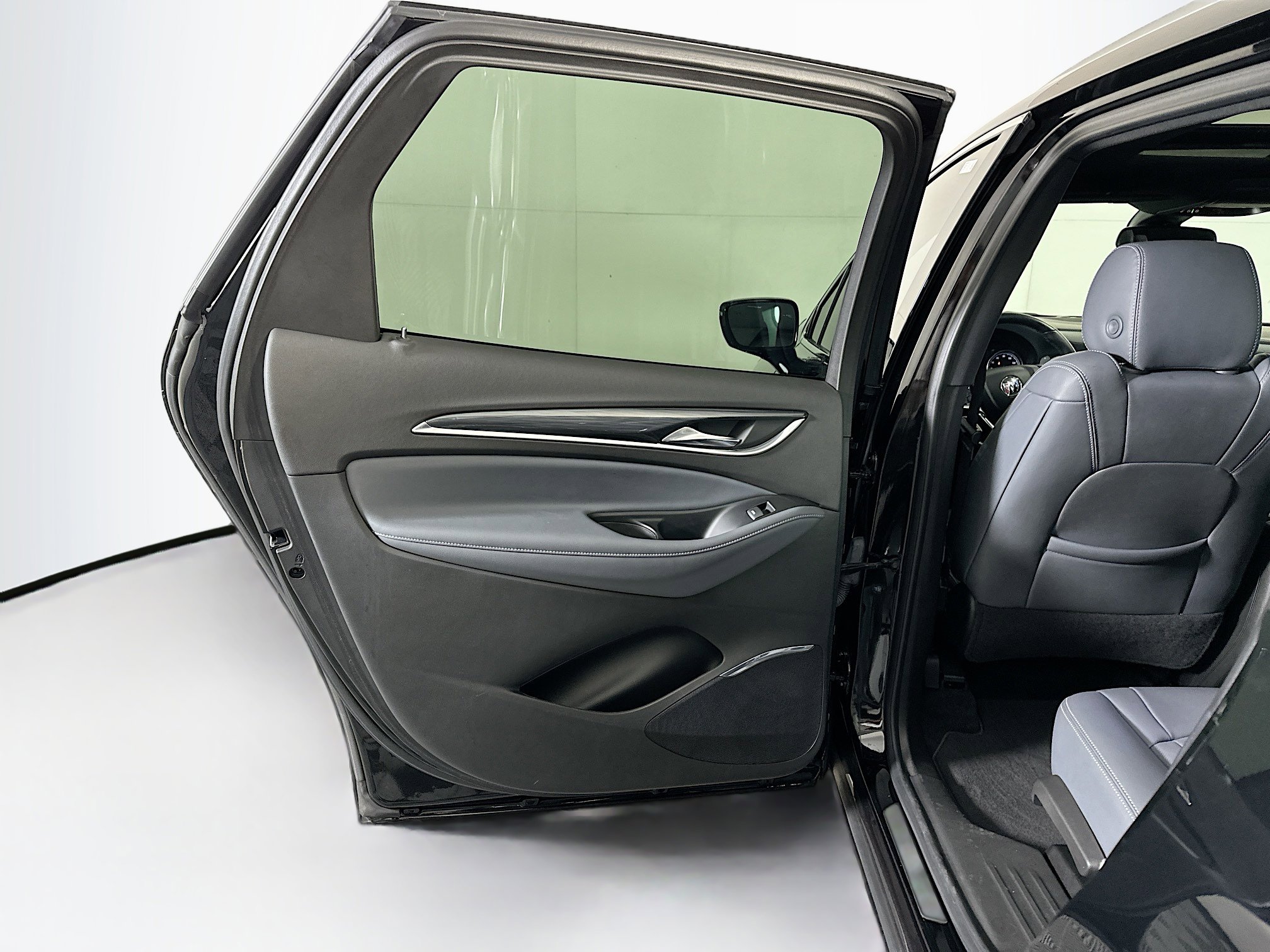 Used 2024 Buick Enclave Essence w/ Experience Buick Package image 27