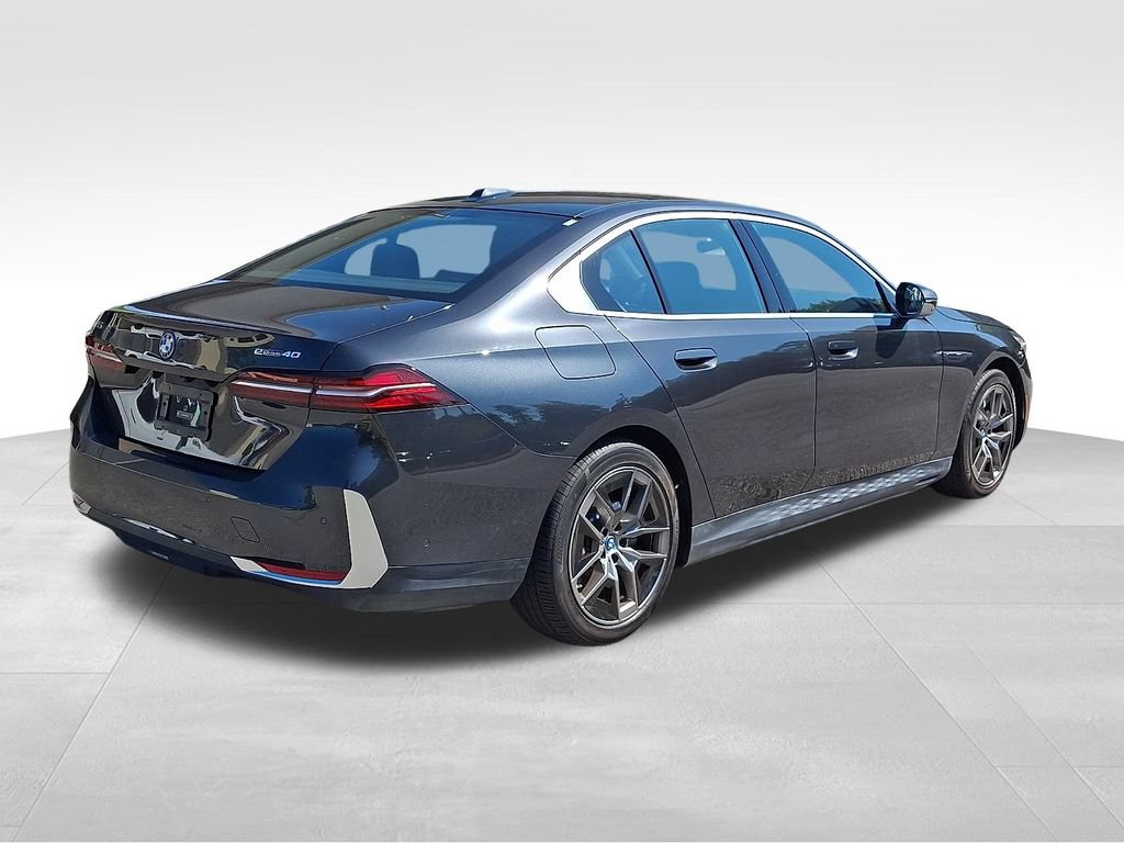 Used 2025 BMW i5 eDrive40i RWD image 6