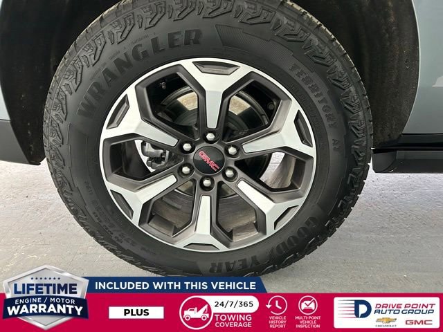 Used 2025 GMC Yukon XL AT4 Ultimate w/ LPO, Floor Liner Package image 12