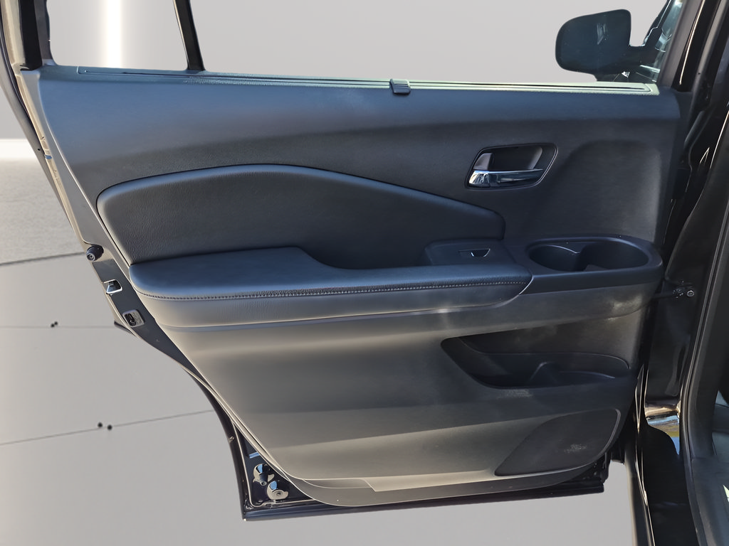 Used 2022 Honda Pilot Touring image 34