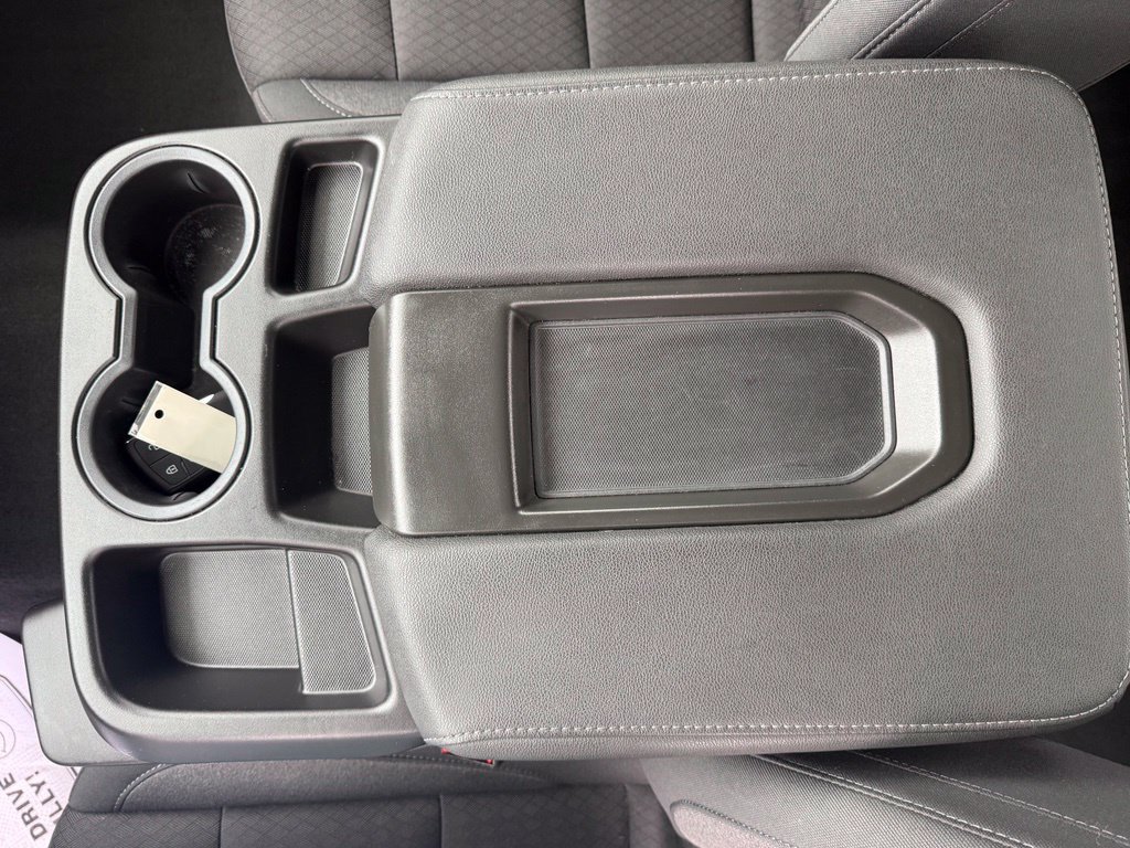 Used 2025 Chevrolet Silverado 1500 LT AWD/4WD image 38