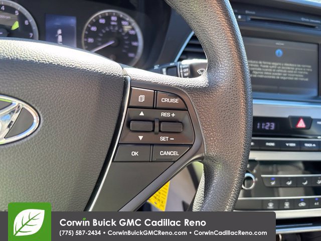 Used 2016 Hyundai Sonata SE FWD image 21