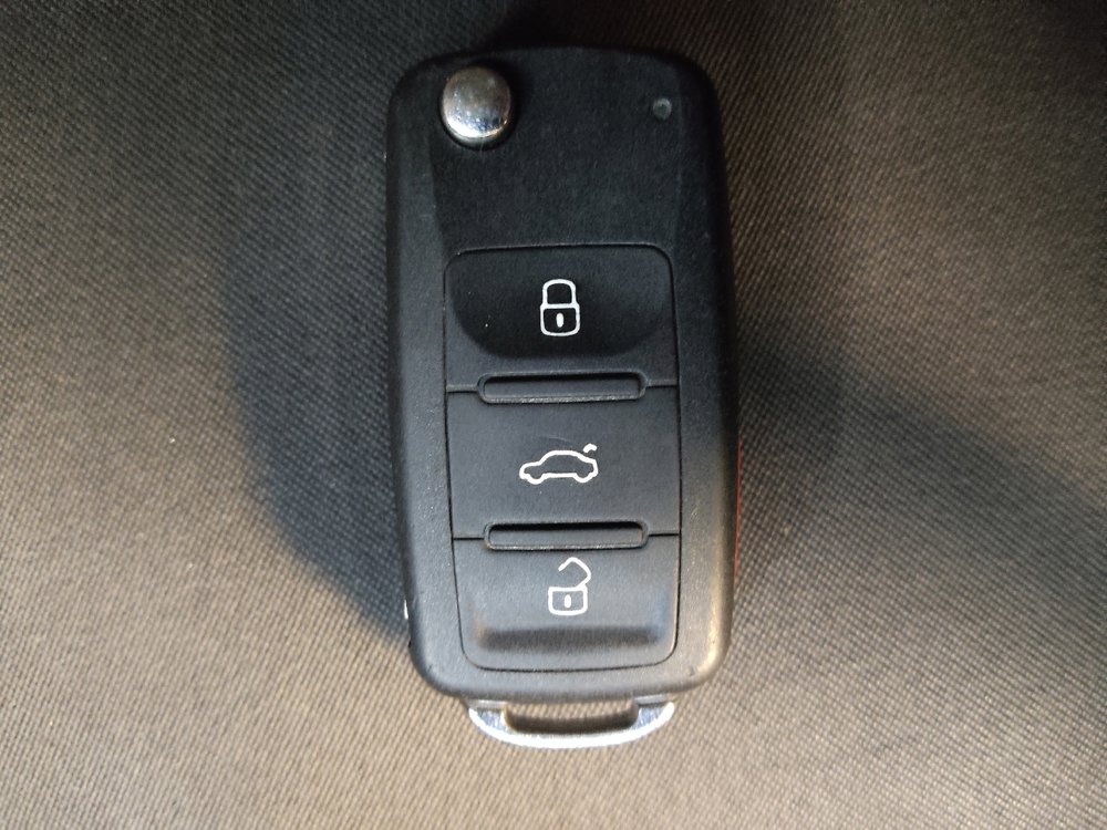 Used 2017 Volkswagen Tiguan S FWD image 32