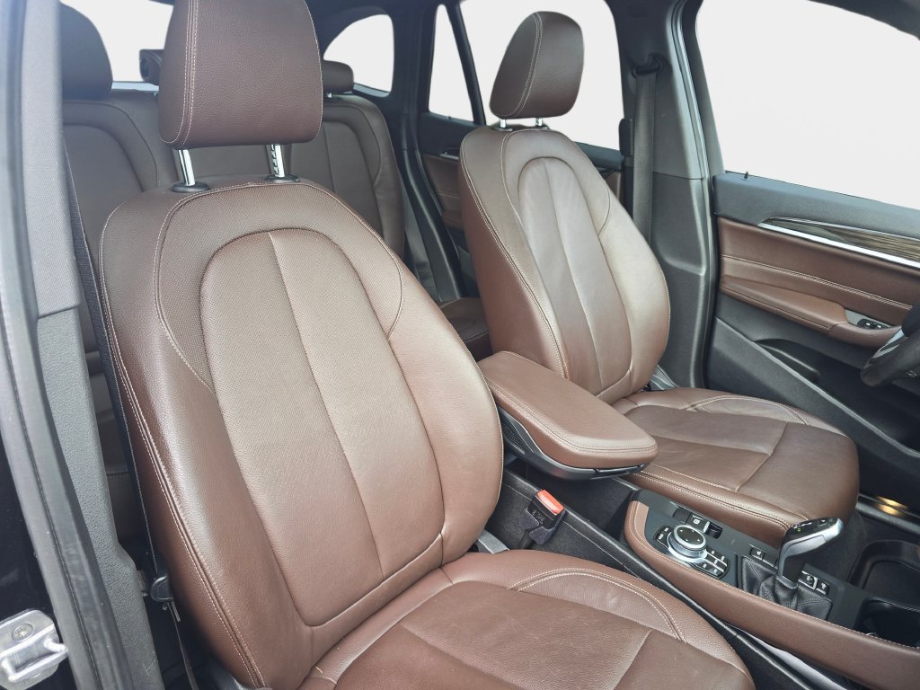 Used 2020 BMW X1 xDrive28i w/ Premium Package AWD/4WD image 12