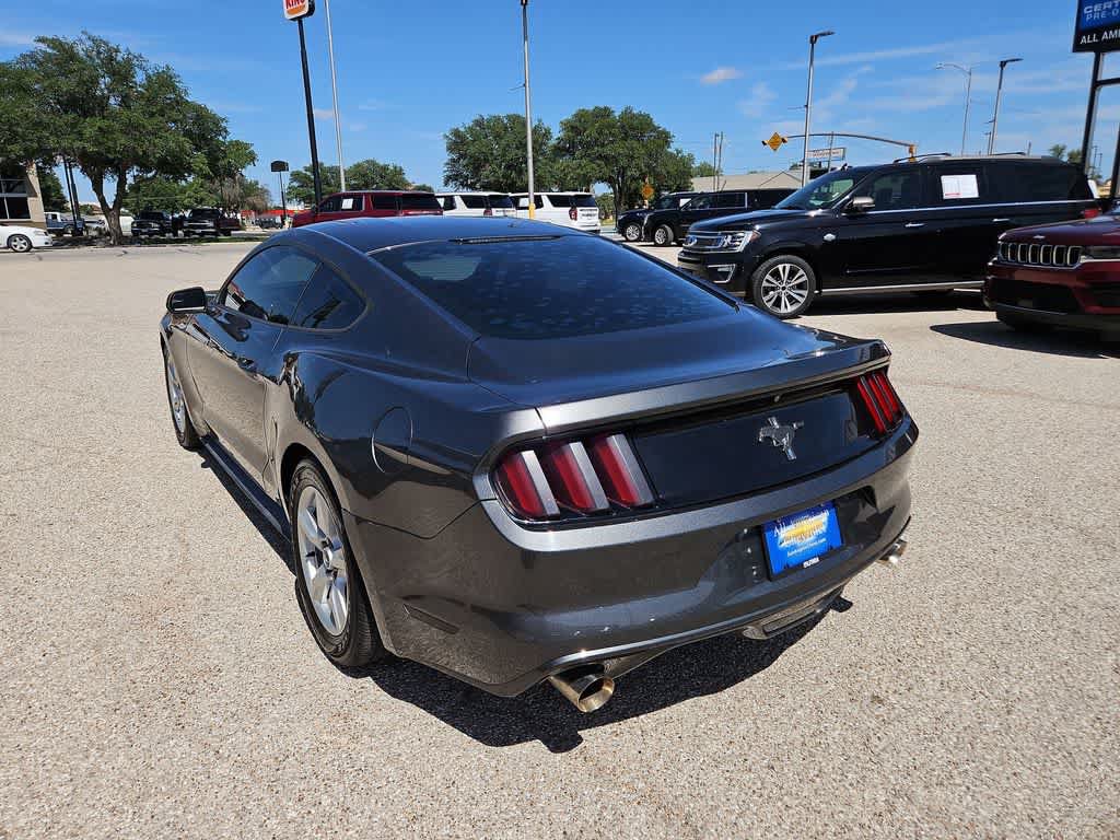 Used 2017 Ford Mustang Coupe RWD image 6