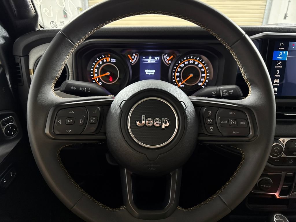 Used 2024 Jeep Gladiator Sport image 13