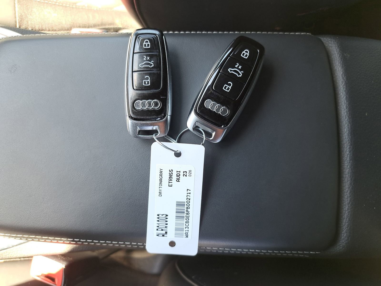 Used 2023 Audi e-tron S Prestige w/ Prestige Package image 10