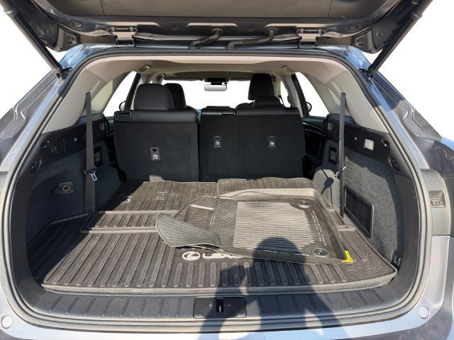 Used 2020 Lexus RX 350L FWD w/ Premium Package image 18