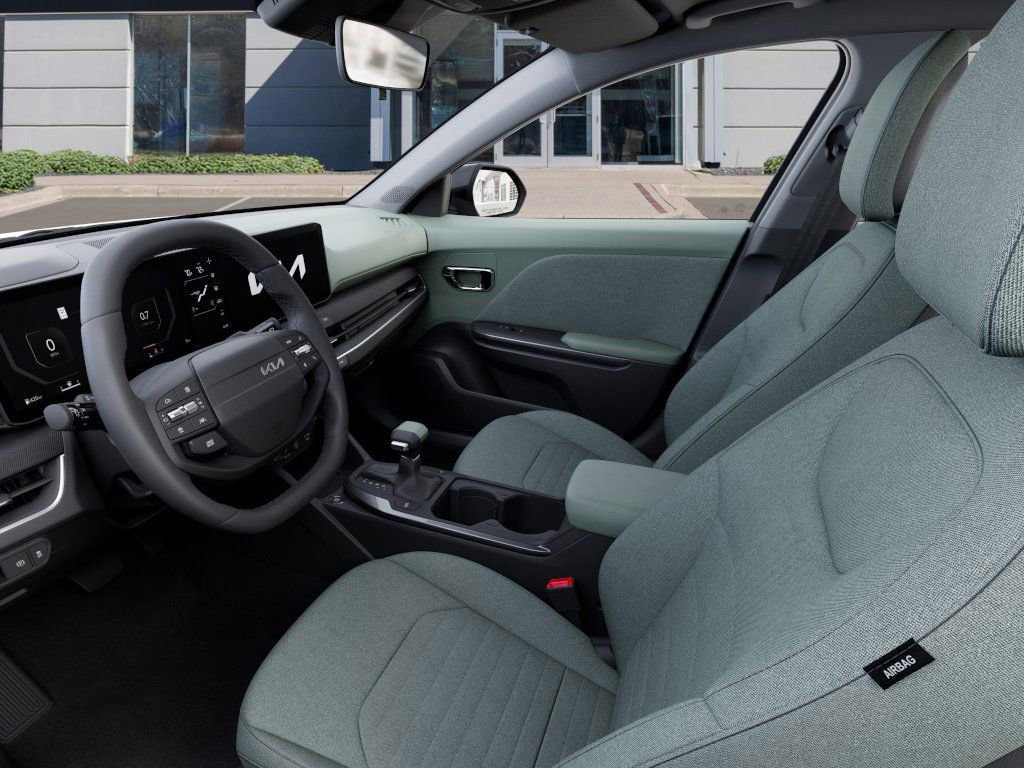 New 2025 Kia K4 EX image 21