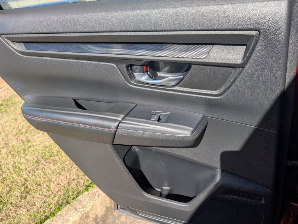 Certified 2025 Honda CR-V Sport image 29