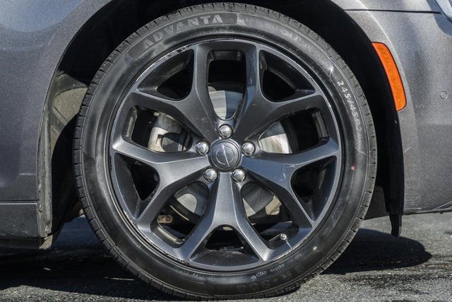 Used 2023 Chrysler 300 S image 29
