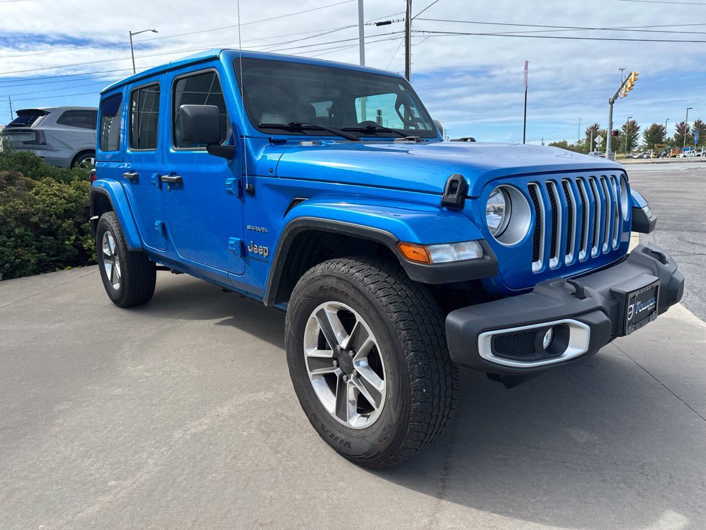 Used 2023 Jeep Wrangler Unlimited Sahara AWD/4WD image 3