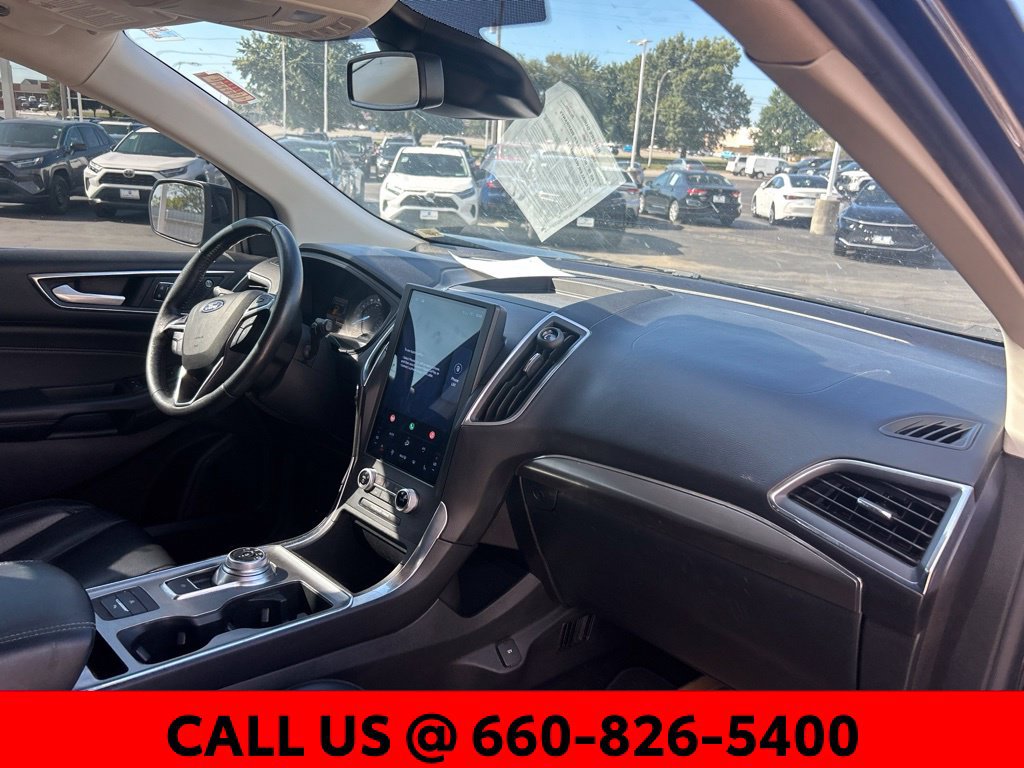 Used 2022 Ford Edge Titanium AWD/4WD image 6
