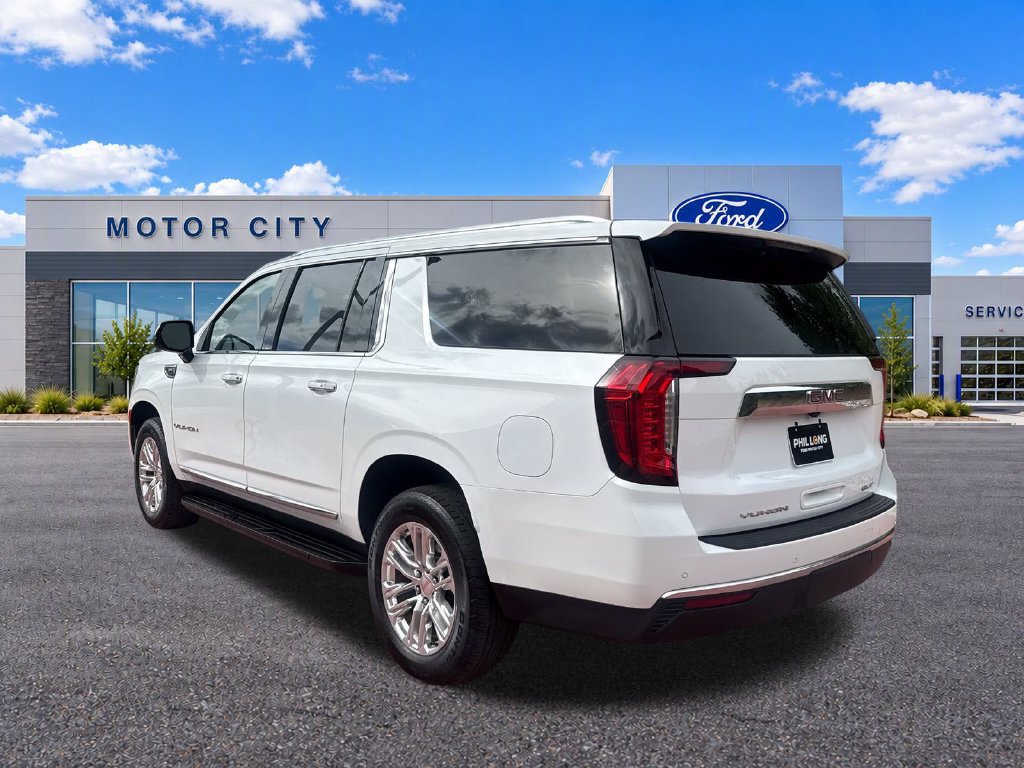 Used 2022 GMC Yukon XL SLT w/ SLT Premium Package AWD/4WD image 6
