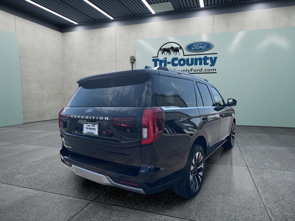 Used 2025 Ford Expedition Platinum w/ Driver's Package image 8