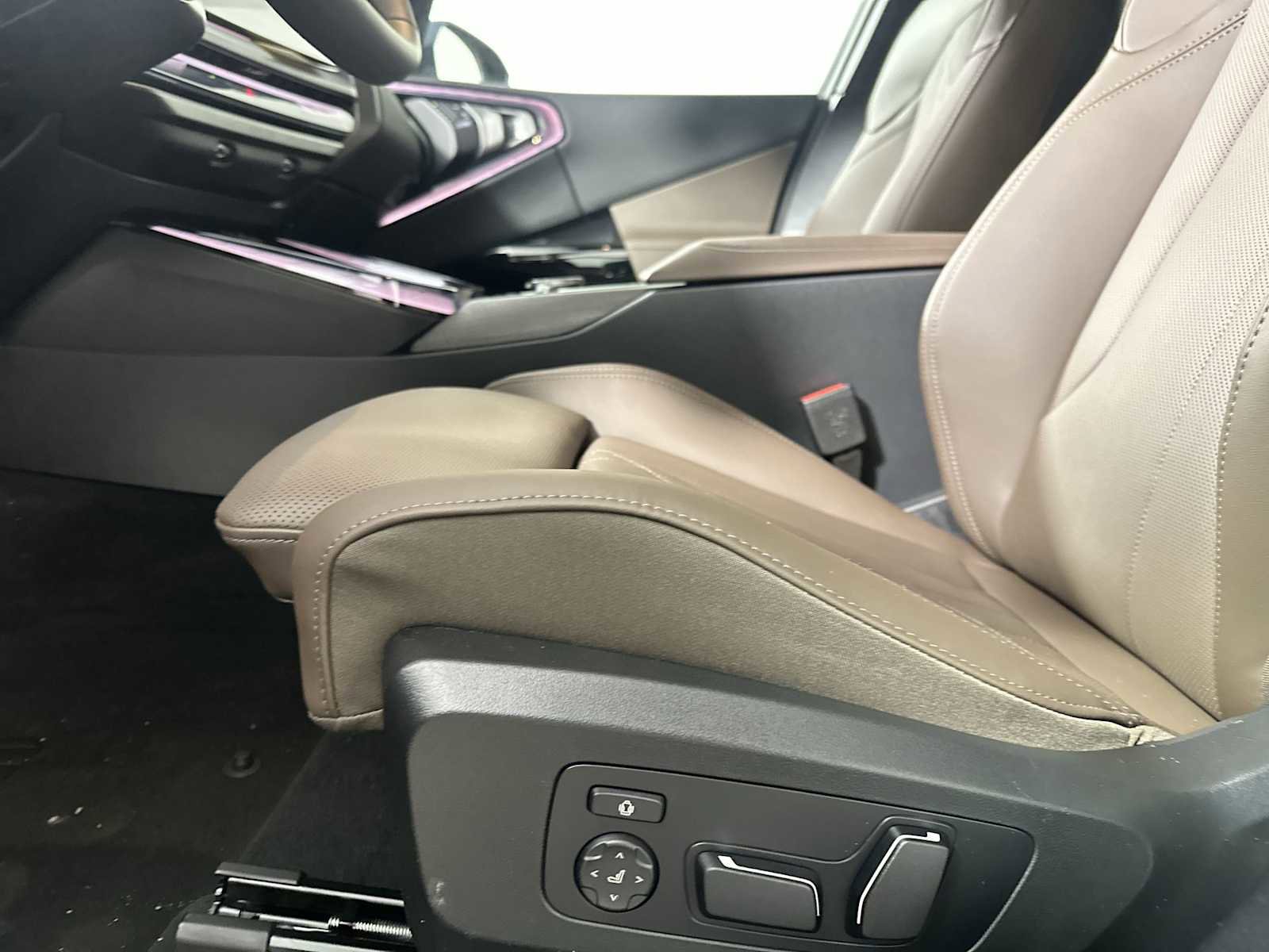 New 2026 BMW X3 xDrive30 w/ Premium Package image 12