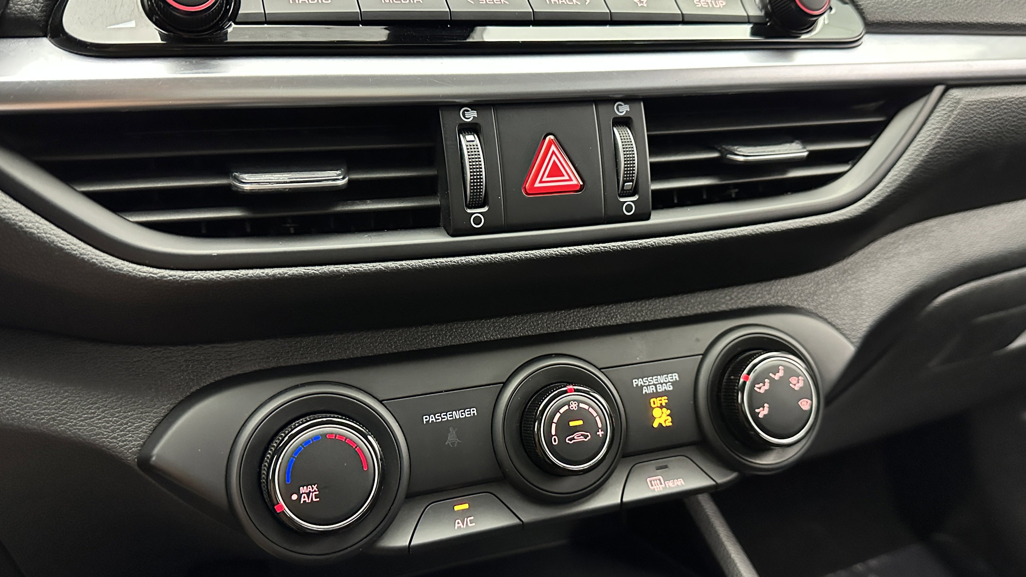 Used 2022 Kia Forte LXS image 15