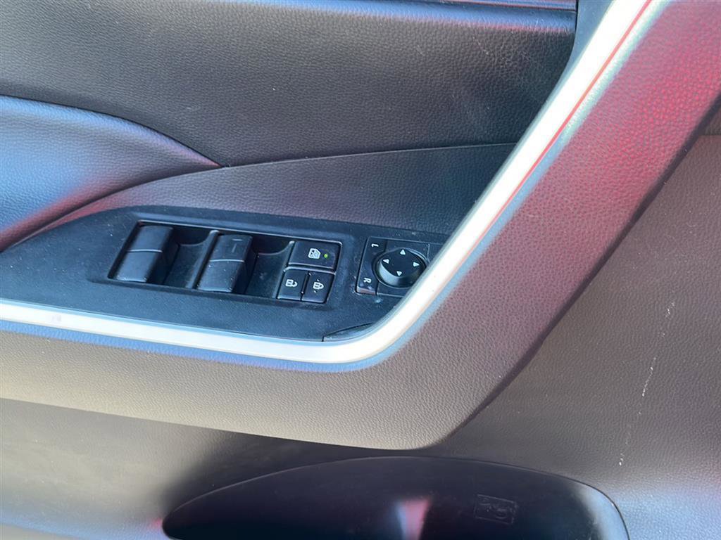 Used 2023 Toyota RAV4 LE image 6