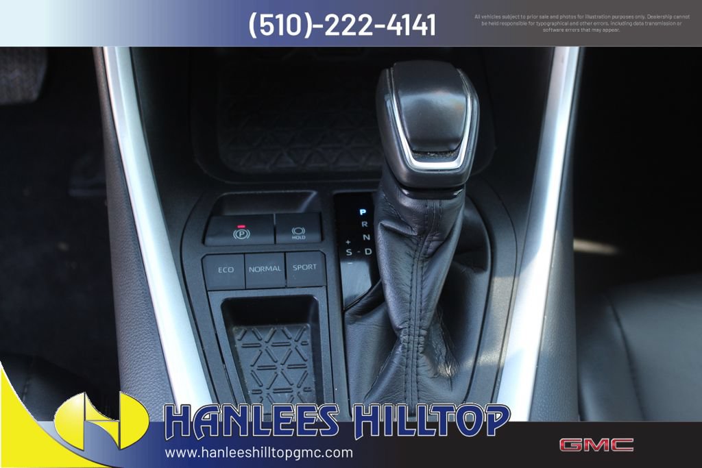 Used 2023 Toyota RAV4 XLE Premium FWD image 21