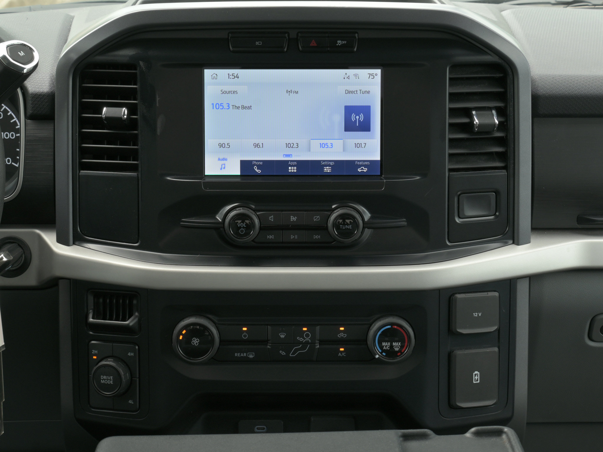 Used 2023 Ford F150 XLT AWD/4WD image 13