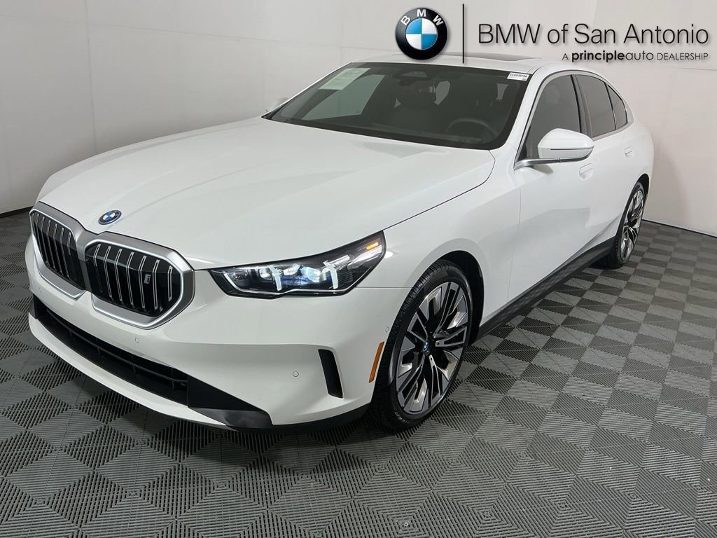 Certified 2025 BMW i5 eDrive40i w/ Premium Package