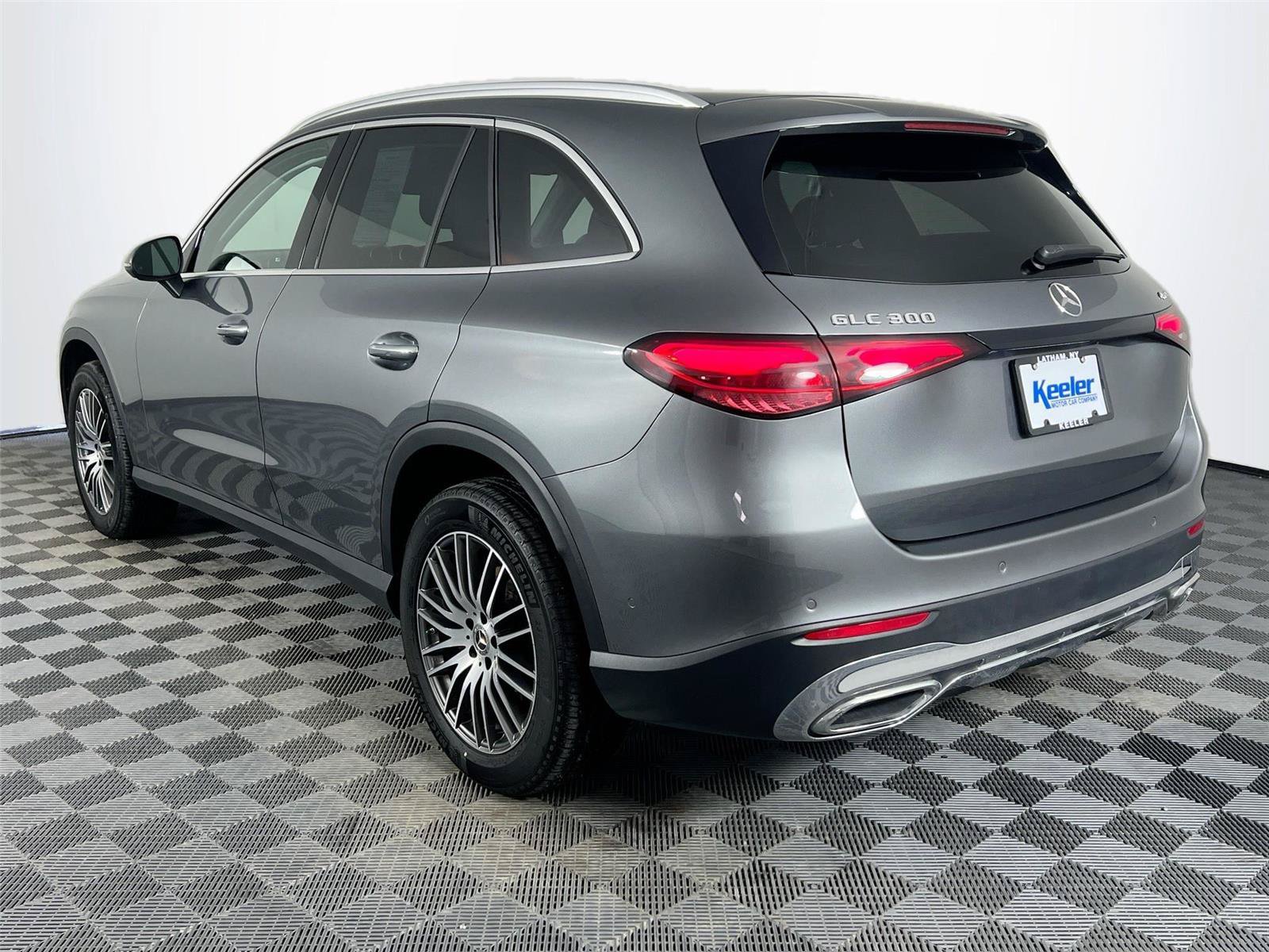 Certified 2023 Mercedes-Benz GLC 300 4MATIC image 4