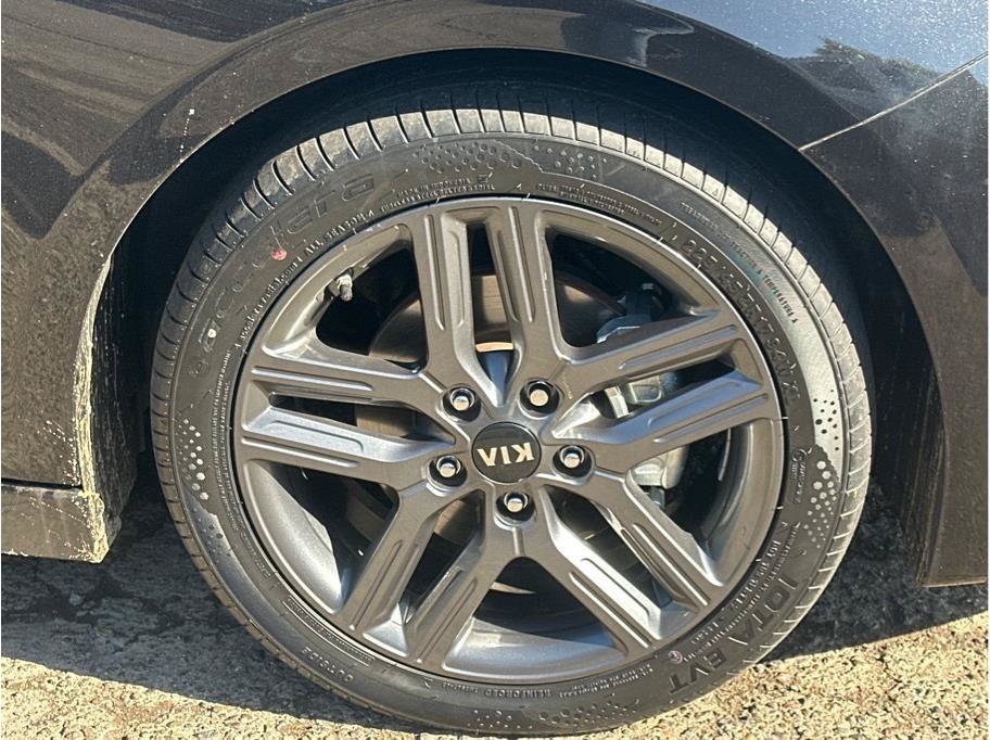 Used 2020 Kia Forte GT-Line w/ GT-Line Premium Package FWD image 10
