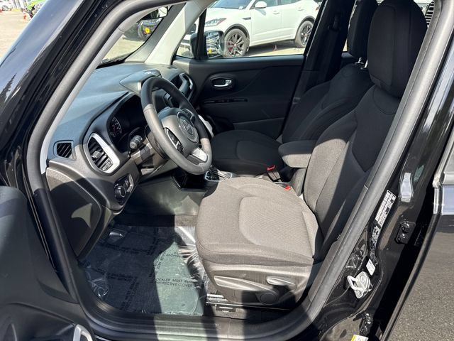 Used 2019 Jeep Renegade Sport w/ Sport Appearance Group FWD image 14