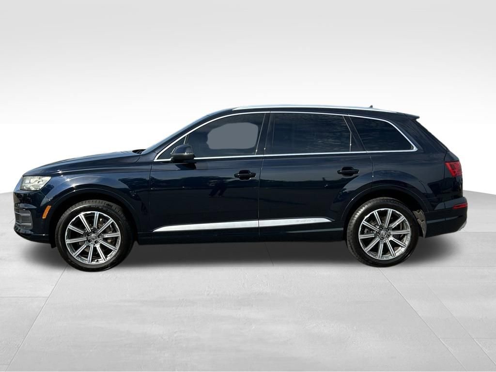 Used 2017 Audi Q7 3.0T Premium Plus w/ Premium Plus Package AWD/4WD image 2