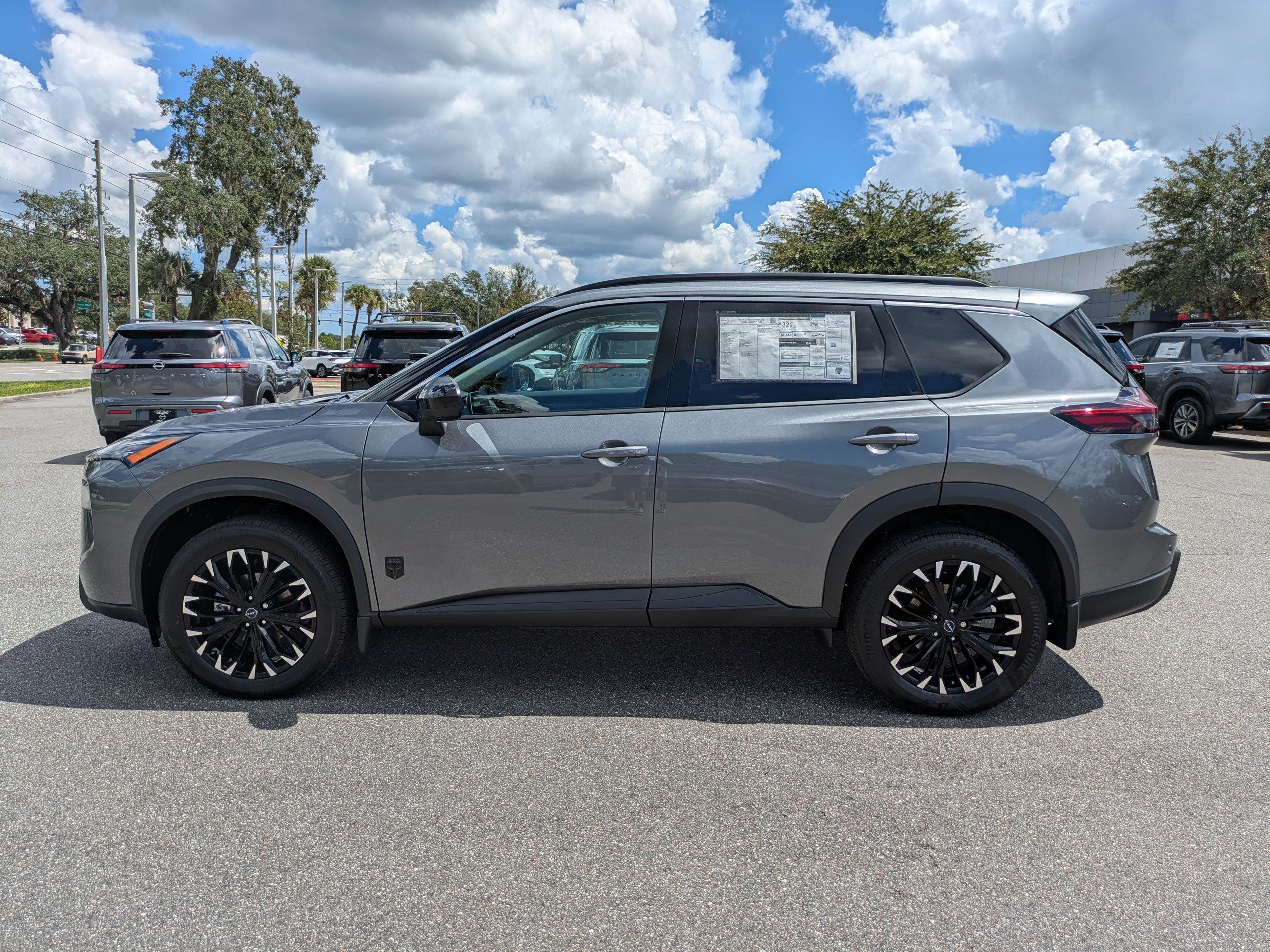 New 2026 Nissan Rogue Dark Armor FWD image 7