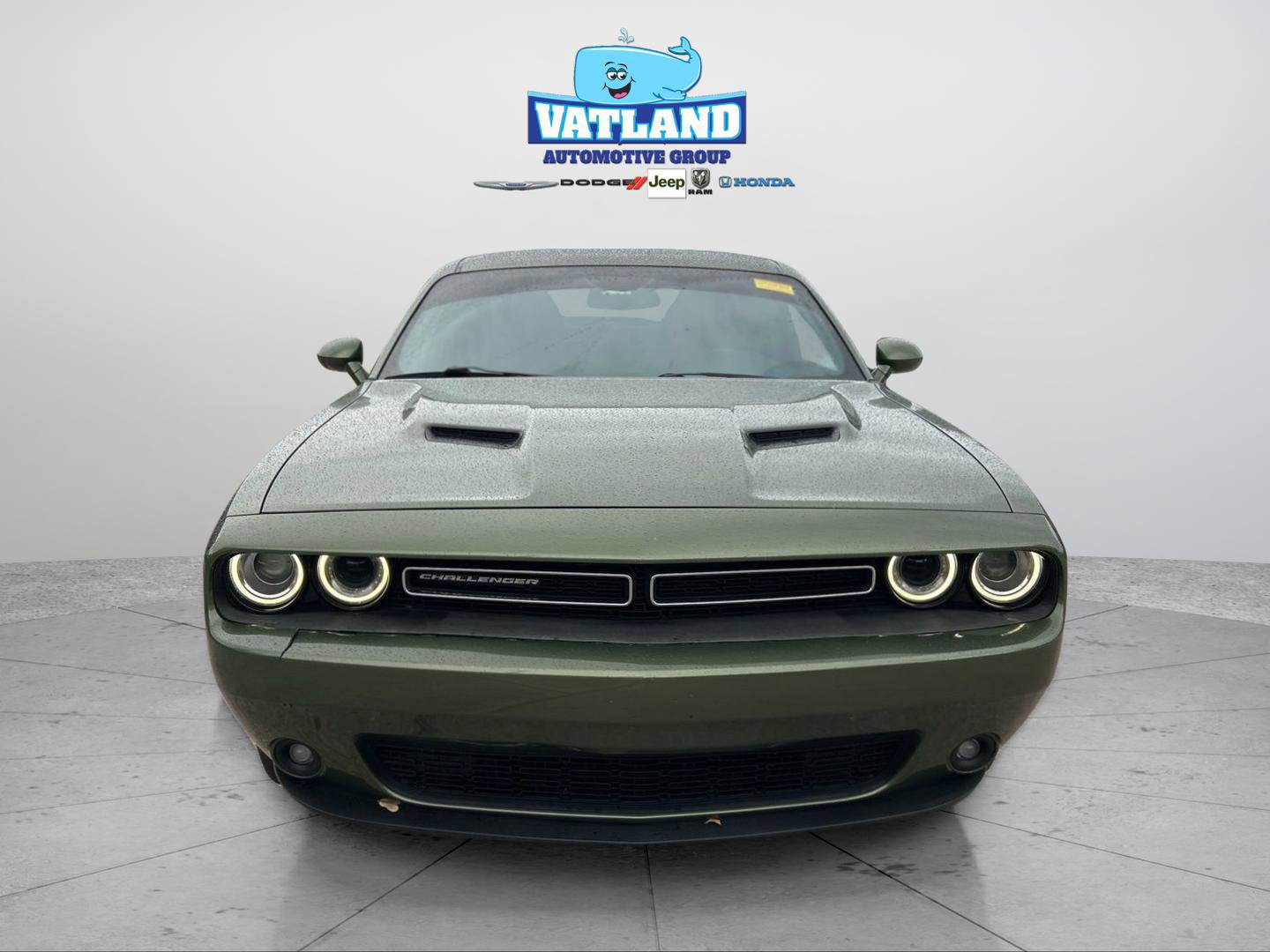 Used 2019 Dodge Challenger SXT w/ Plus Package image 31