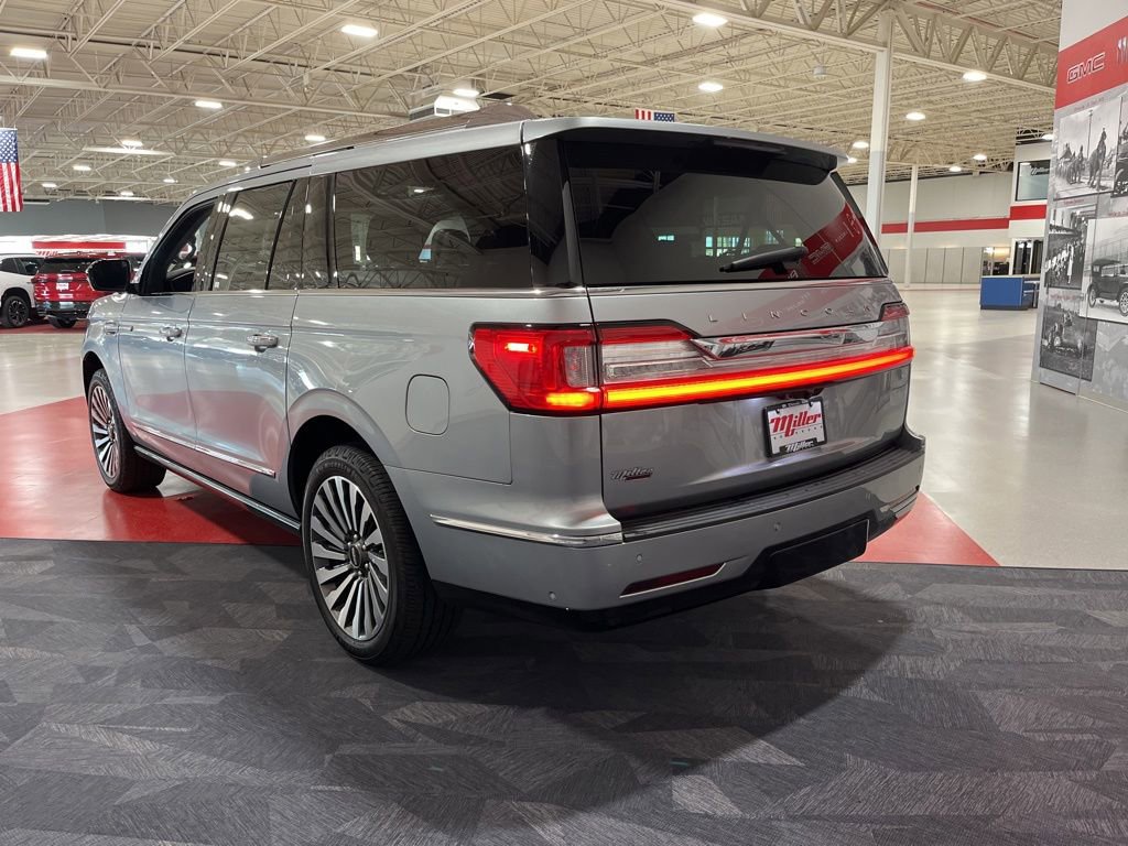 Used 2021 Lincoln Navigator L Reserve w/ Luxury Package AWD/4WD image 10