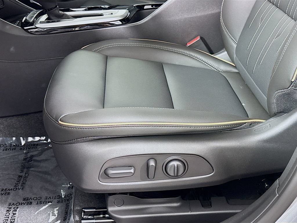 New 2026 Buick Envista Avenir FWD image 17