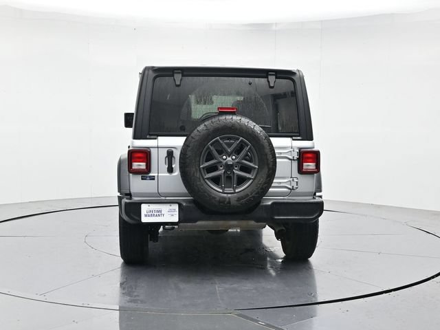 Used 2024 Jeep Wrangler Unlimited Sport AWD/4WD image 8