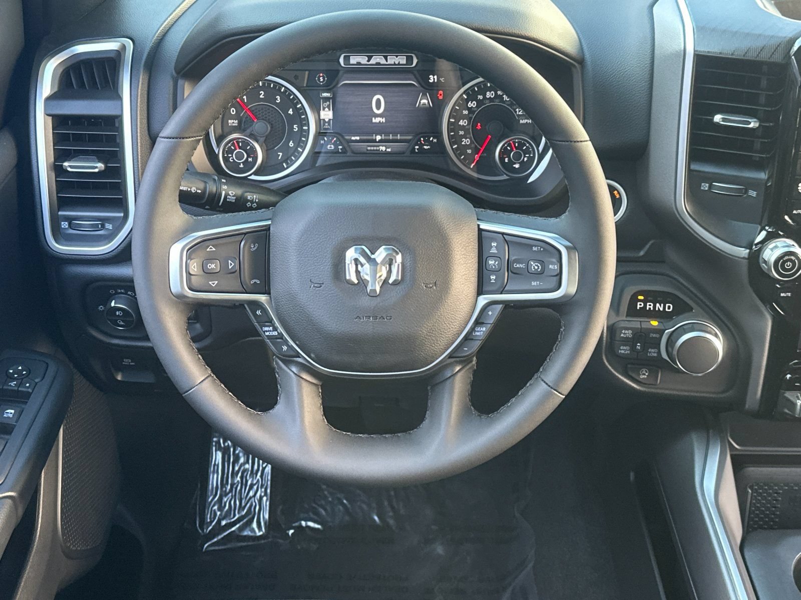 New 2026 RAM 1500 Big Horn AWD/4WD image 14